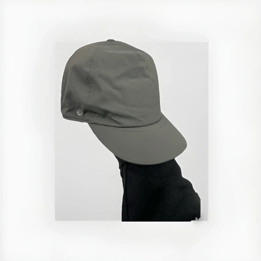 Lululemon Down For A Run Hat Ear Flaps Gray Size Medium/Large